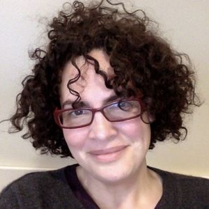 Meet your Posher, Antonia